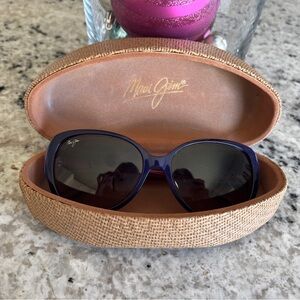Maui Jim Women's Polarized “swept away” Sunglasses ~ Dark Blue